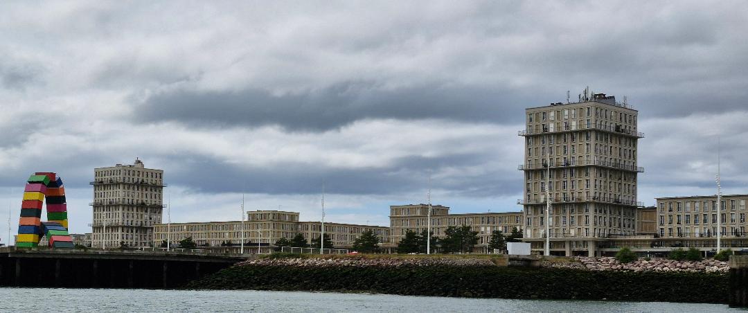 Le Havre > Les constructions d'Auguste Perret vues du port