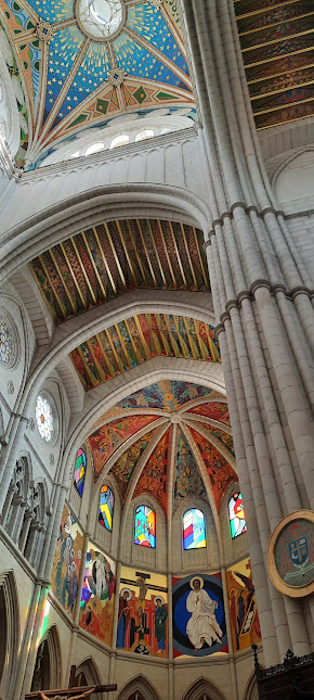 Cathédrale de l'Almudena à Madrid