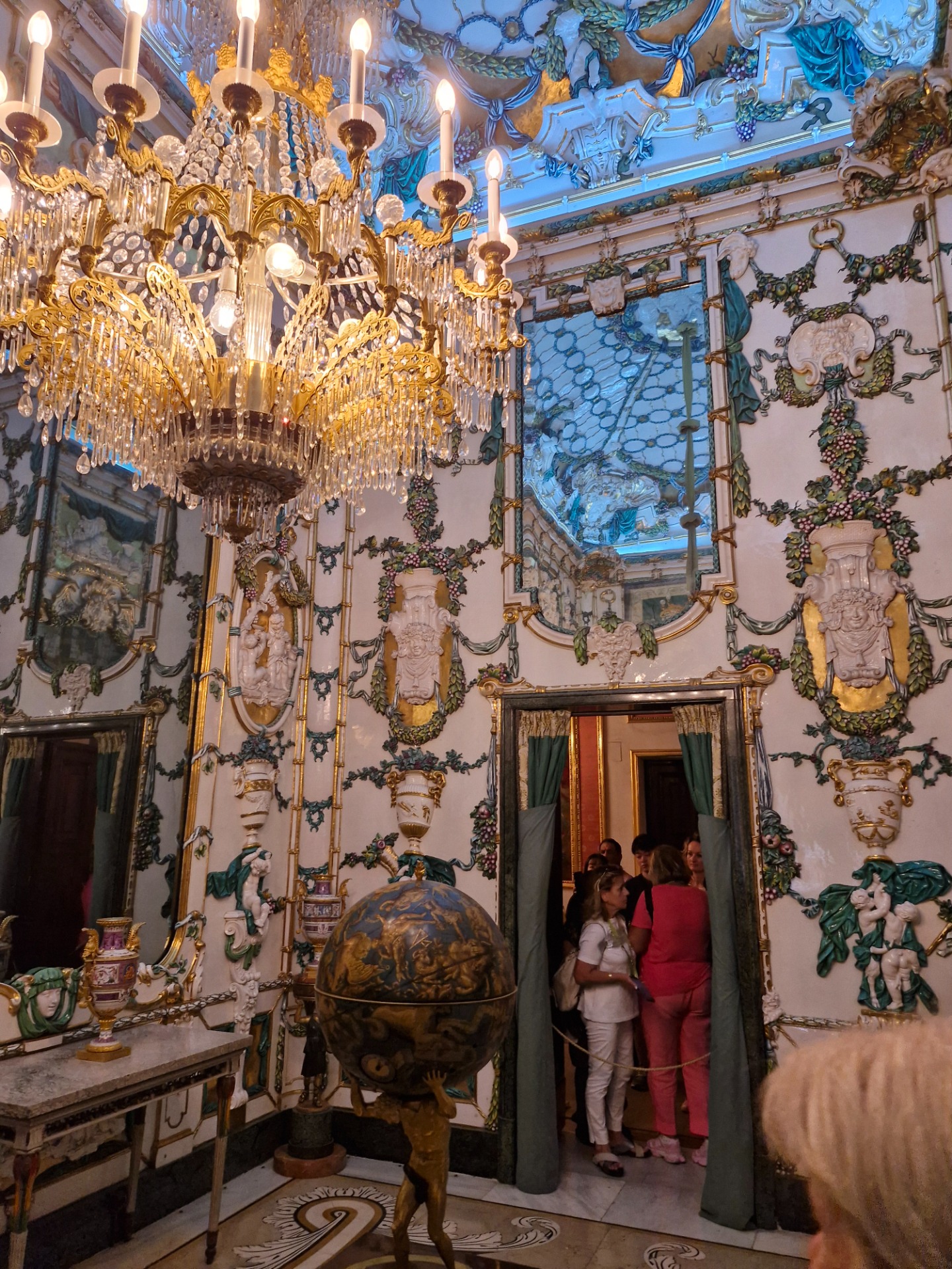 Palais Royal > le Cabinet des Porcelaines