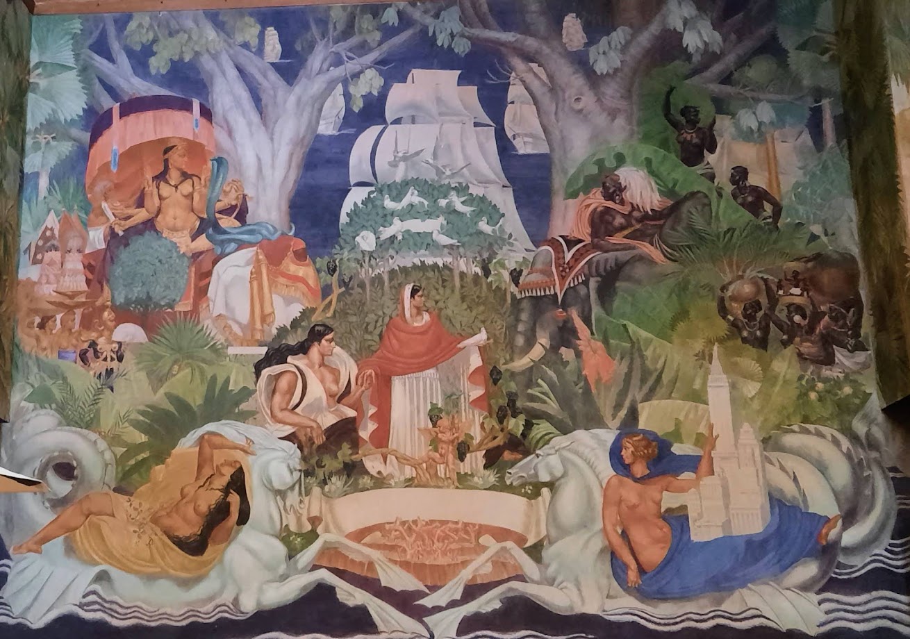 La fresque centrale dans la salle des fêtes est de de Ducos de la Halle. Elle représente la France, allégorie drapée de rouge impérial et de blanc pacifique.